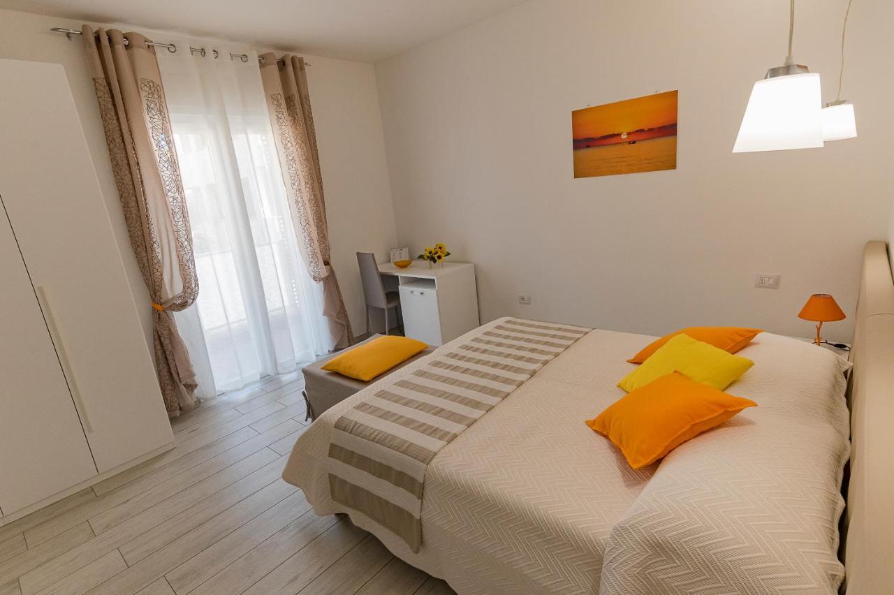 Bed and Breakfast Pineta Del Mare Альба-Адріатіка Екстер'єр фото